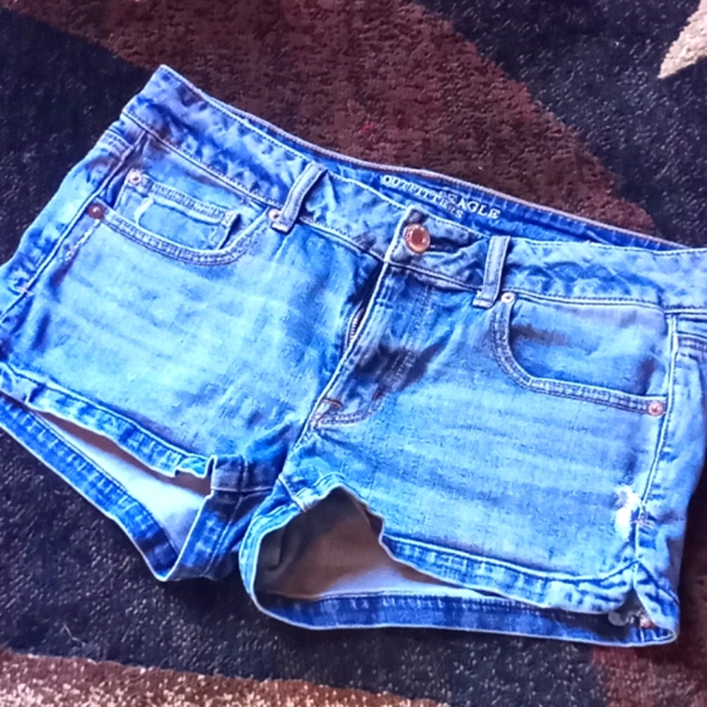 American Eagle Shortie Shorts